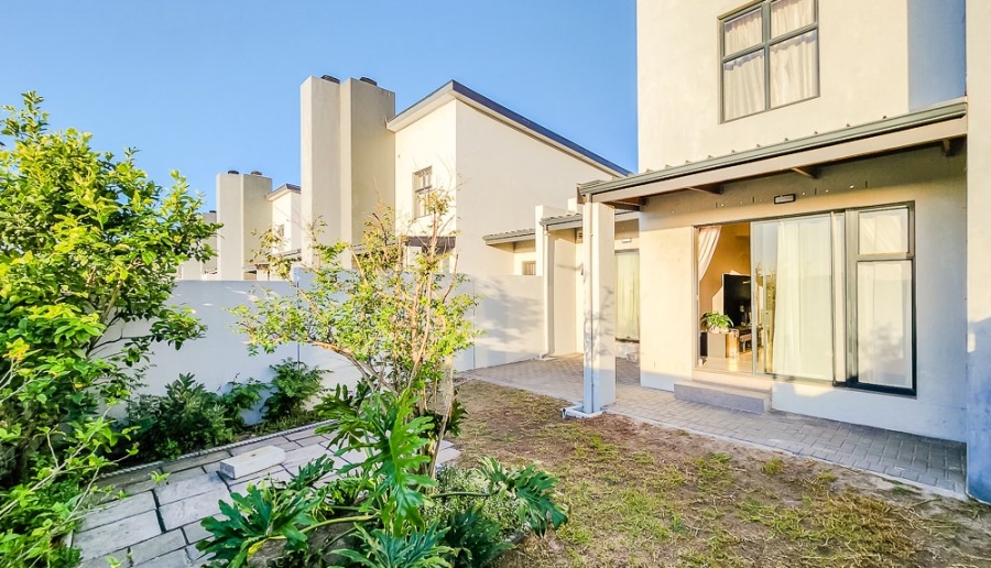 3 Bedroom Property for Sale in Zonnendal Western Cape